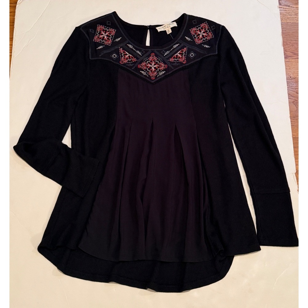 Alchemy Thread Black Waffle Knit Embroidered Pleated Top AT30095088 New